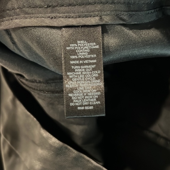 Express Faux Leather Skort - Picture 4 of 4